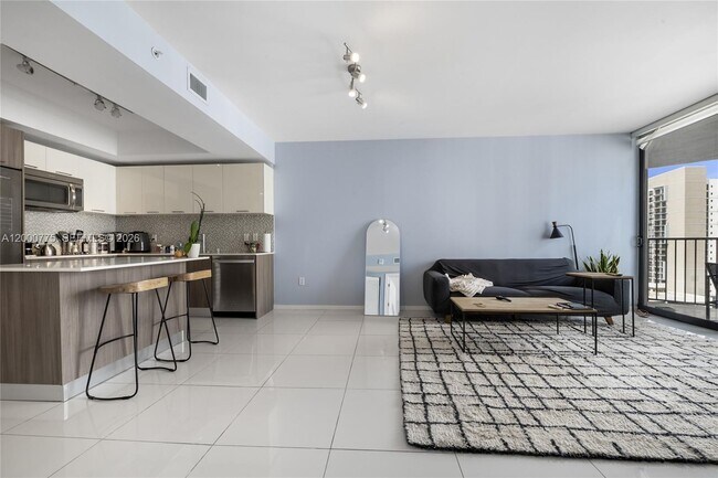 Building Photo - 5252 NW 85th Ave