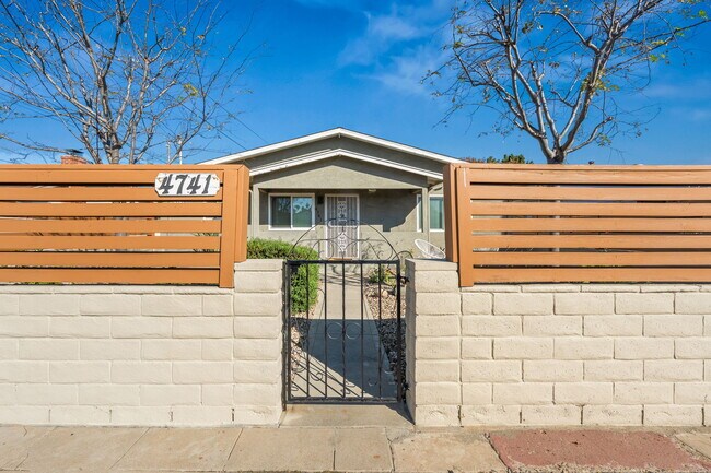 Building Photo - 4741 Choctaw Dr