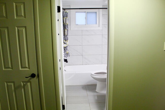 Building Photo - 5707 Alan Dr