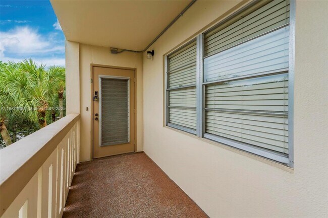 Building Photo - 2401 Antigua Cir