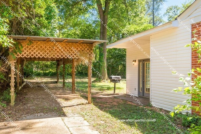 Building Photo - 3564 N Georgetown Dr