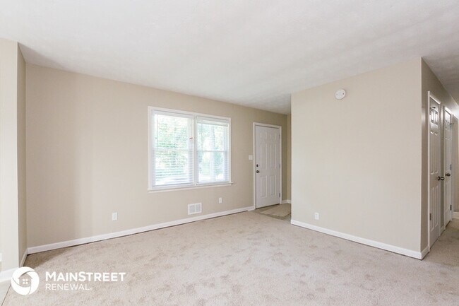 Building Photo - 418 Smyrna Powder Springs Rd SW