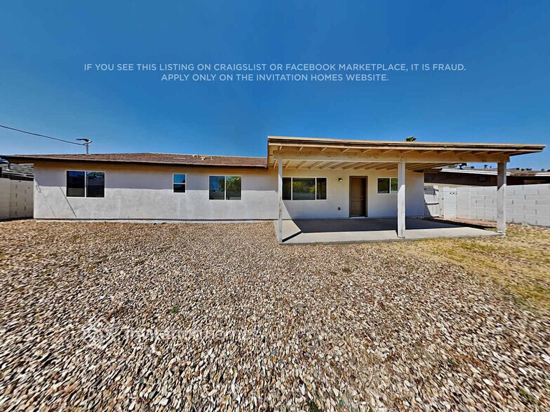 Building Photo - 8311 E Granada Rd