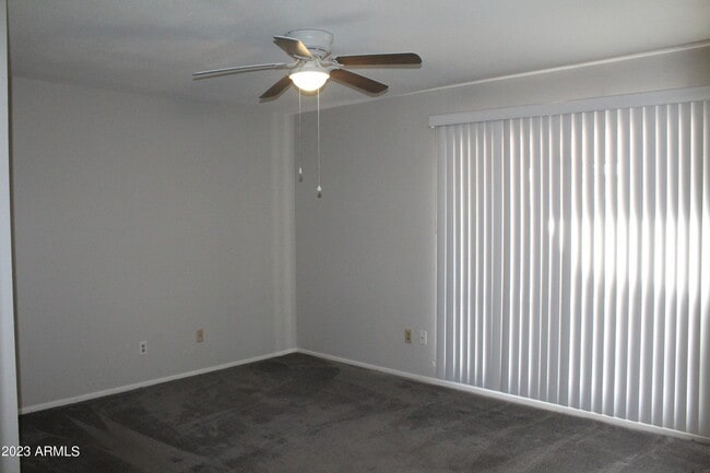 Building Photo - 5128 W Carol Ave