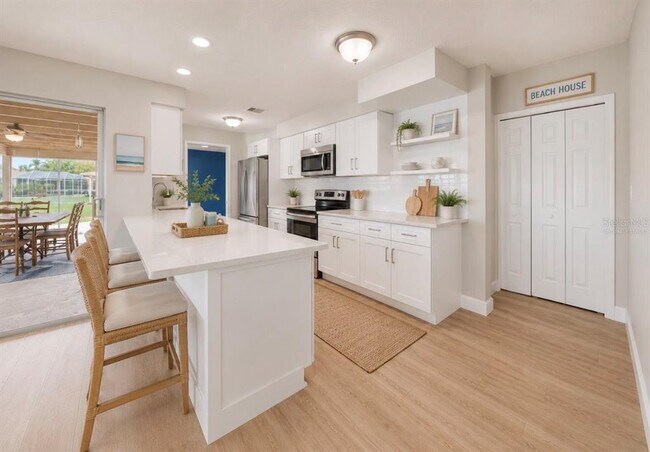 Building Photo - 1729 Bikini Ct