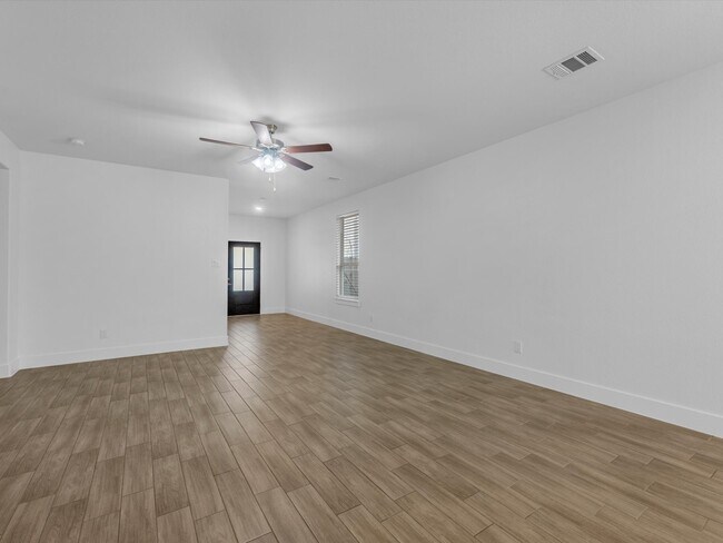 Building Photo - 24751 Russet Bluff Trl