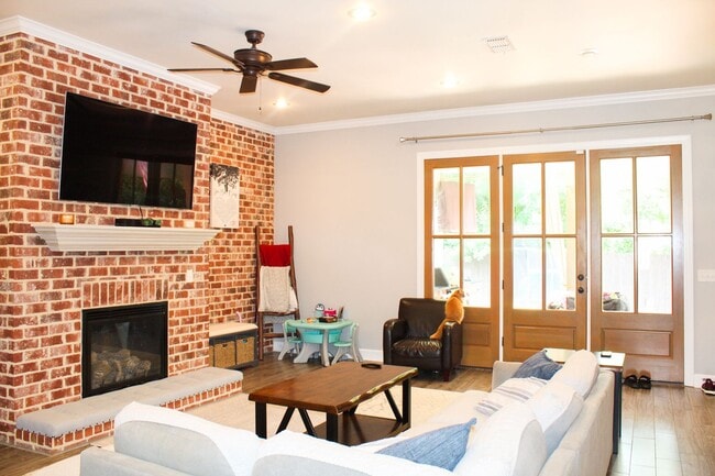 Building Photo - Charming 3-Bedroom, 2-Bath Home in Starkvi...