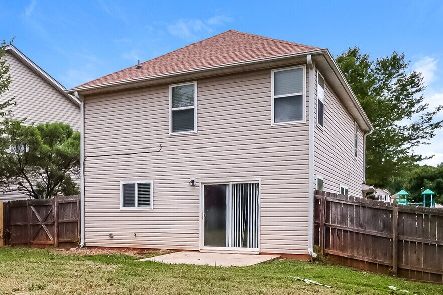 Building Photo - 3276 Denali Ct