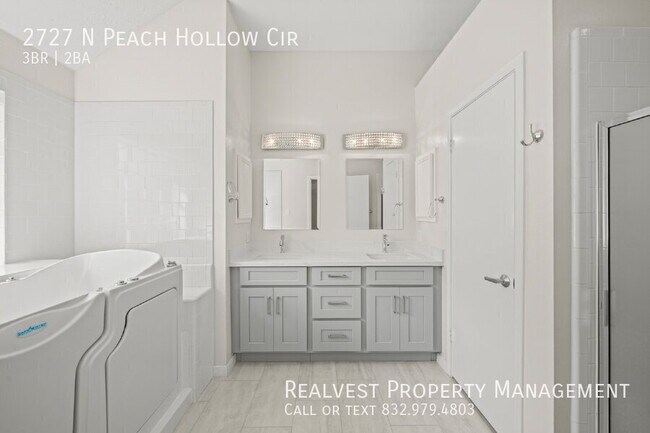 Building Photo - 2727 N Peach Hollow Cir