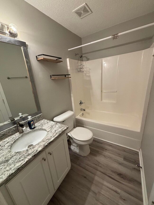 Building Photo - 4010 Calypso Dr
