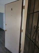 Building Photo - 4767 San Vicente Blvd