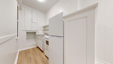 Building Photo - 507 Taylor St