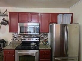 Building Photo - 3274 Red Cedar Ter