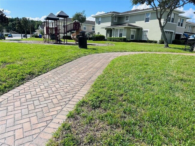 Building Photo - 2072 Cypress Bay Blvd