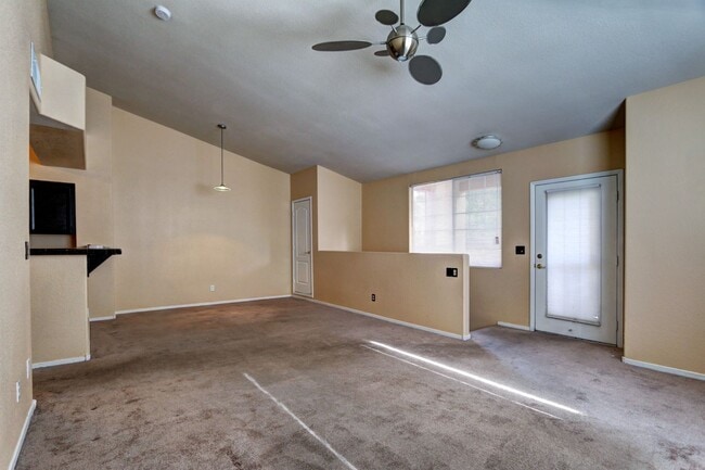 Building Photo - FANTASTIC HIGHLY UPGRADED UNIT FACING THE PARK AND POOL.