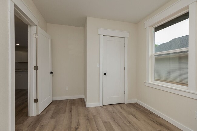 Building Photo - BRAND NEW 3 Bedroom | 2 Bathroom | 2 Car Garage HOME -- 1400 sqft, PETS WELCOME!