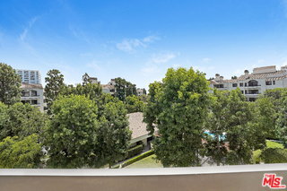 Building Photo - 2112 Century Park Ln