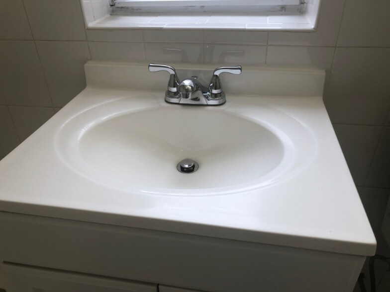 Building Photo - 251 Beacon Ave