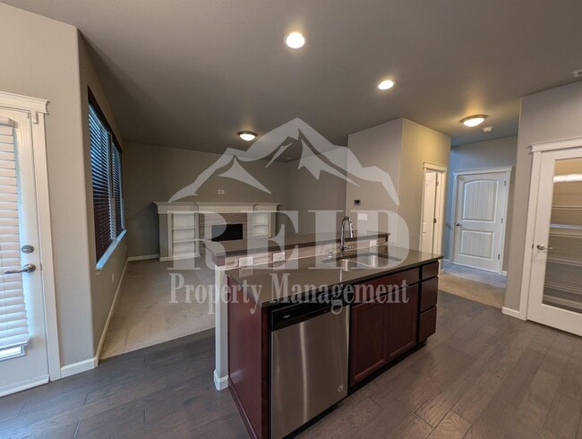 Building Photo - 3887 Portside Dr