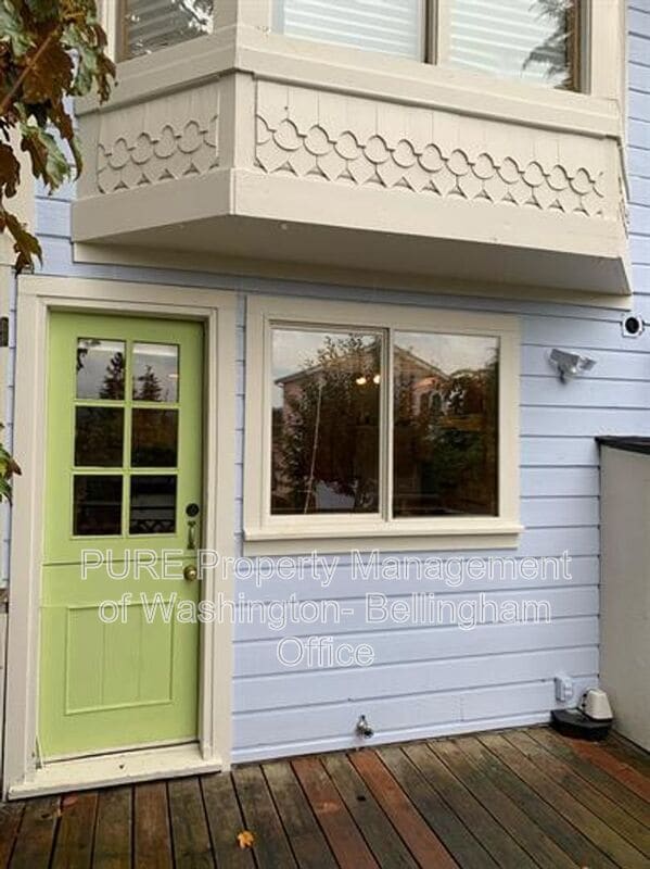 Building Photo - 520 S 3rd St