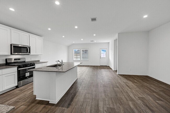 Building Photo - 31230 Yatesbury Ln