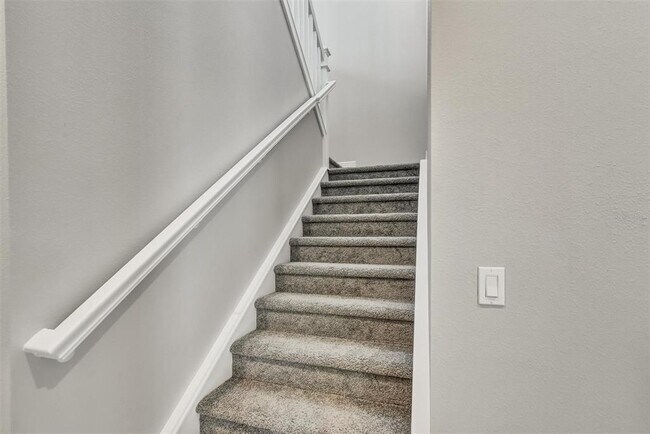 Building Photo - 4533 Mondrian Ct