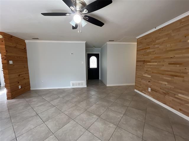 Building Photo - 12120 Bishop Dr