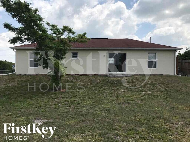 Building Photo - 3600-3619 19th St SW