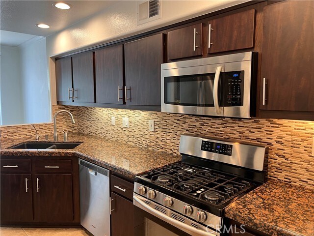 Building Photo - 2301 Ternberry Ct