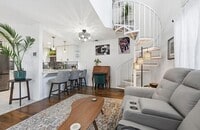 Building Photo - 744 Eastshore Terrace