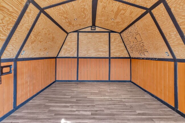 Building Photo - 3BR / 2BA Off-Grid Luxury Living with Large Fenced Lot and Solar Power $2297/mo rent