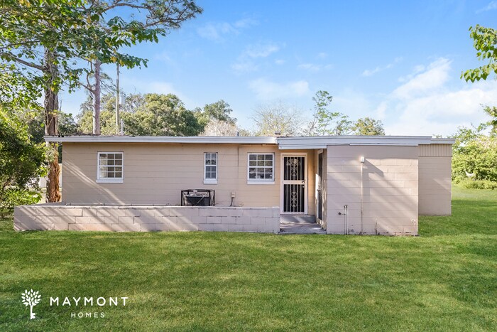 Building Photo - 4932 Tallyho Ave