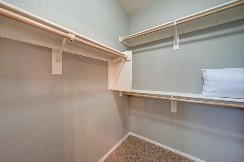 Building Photo - 10223 W Raymond St