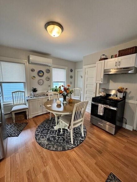 Building Photo - 20 Tenth Street, 1