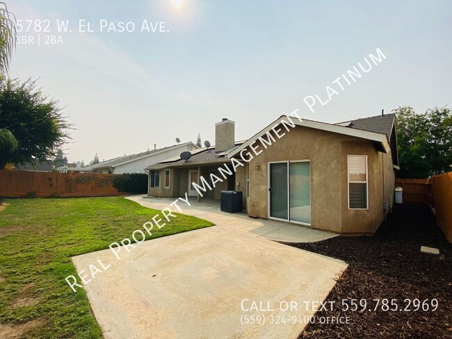 Building Photo - $2,300 Fresno Bluffs, 3 Bedroom, Solar Pan...