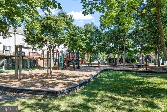 Building Photo - 13129 Englishwood Ln