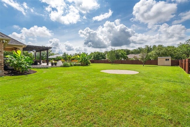Building Photo - 12305 Lostwood Cir