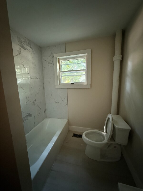 Building Photo - 409 S Anderson St