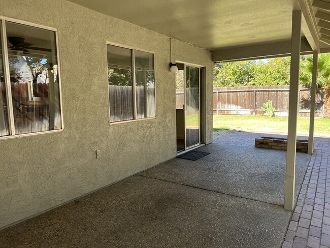 Building Photo - 795 Railroad Ave