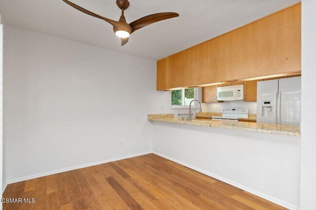 Building Photo - 28551 Conejo View Dr
