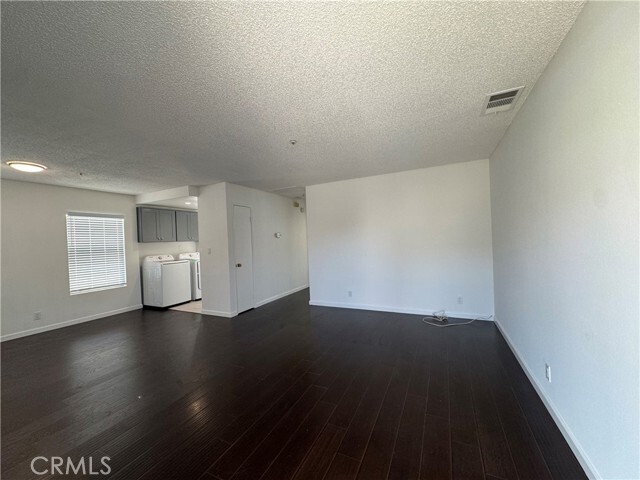 Building Photo - 432 S Orange Ave