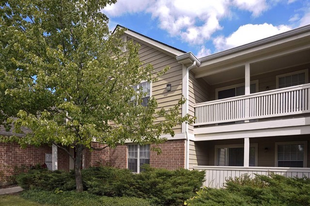 Primary Photo - 1670 Buttonwood Cir