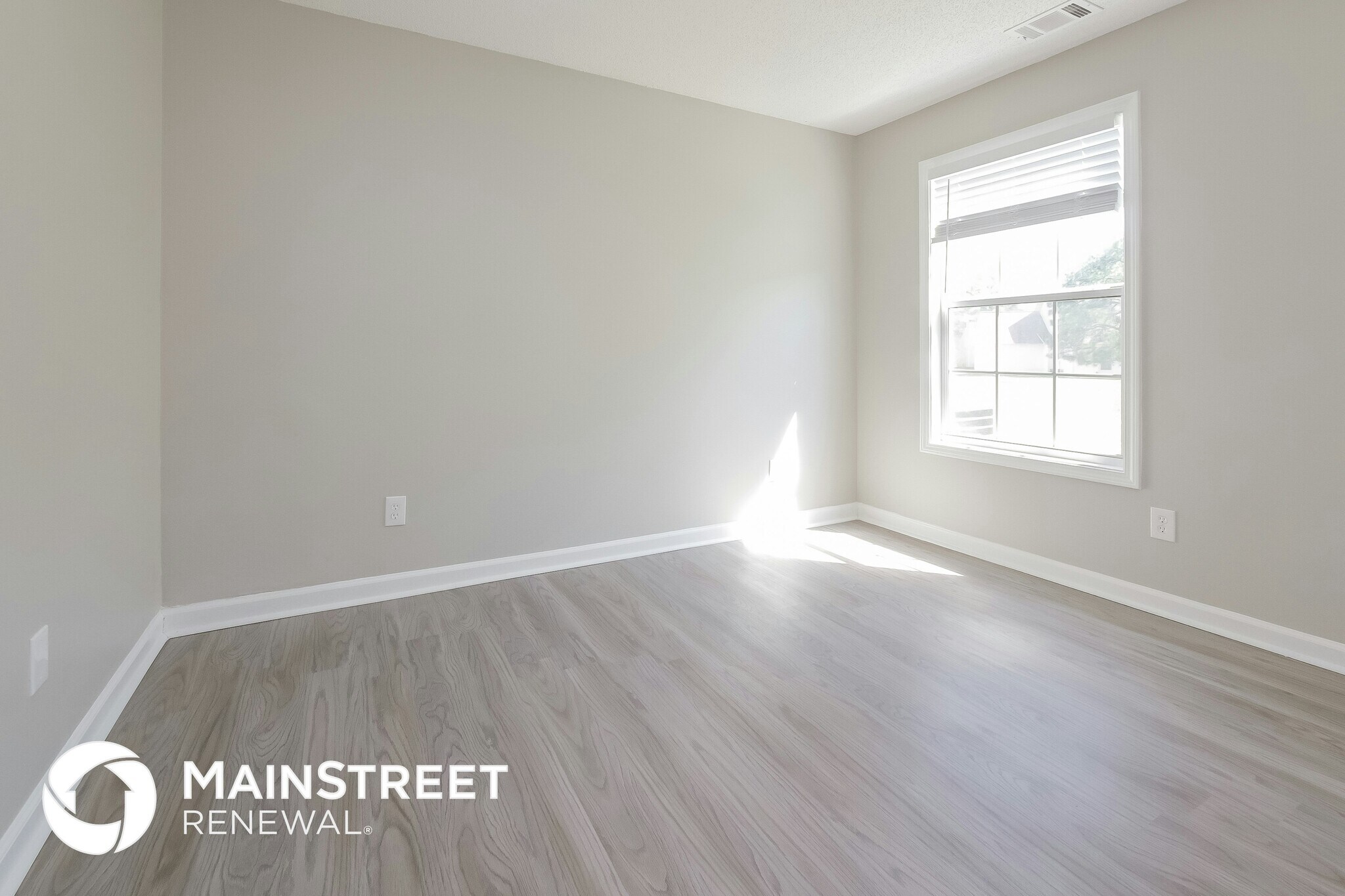 Building Photo - 1514 N Hampton Ct