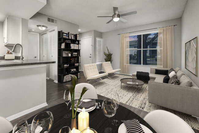 Interior Photo - Runaway Bay