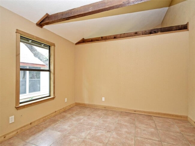 Building Photo - 154 Woodcreek Dr