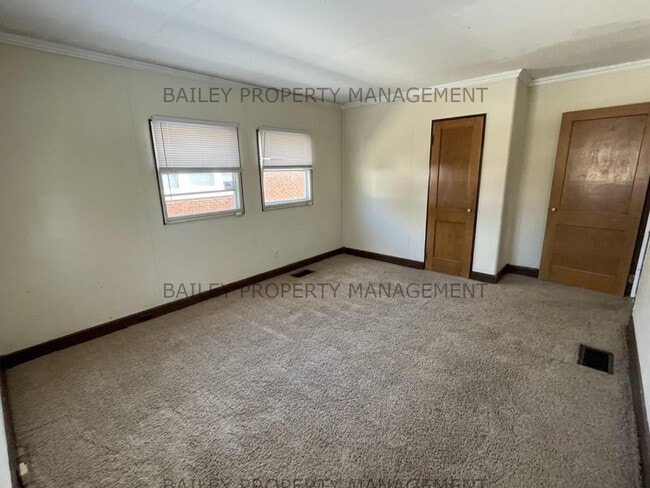 Building Photo - 1661 Richmond Dr