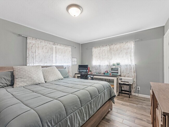 Building Photo - 7422 Nodding Pines Ln