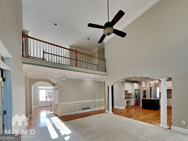 Building Photo - 12515 Magnolia Cir