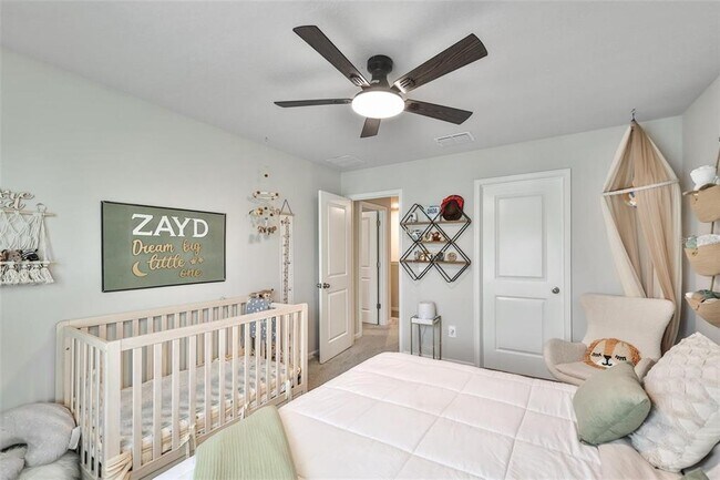 Building Photo - 1123 Crk Vly Ct