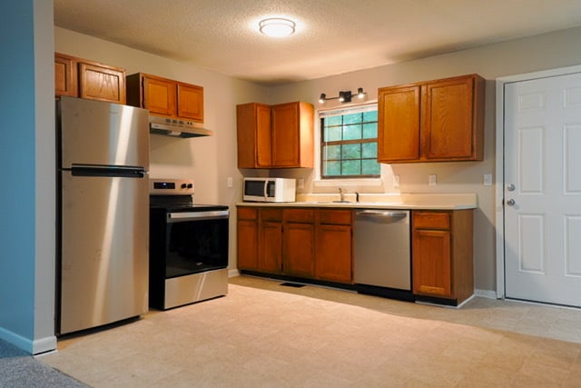 Building Photo - 4210 Wilkesview Dr